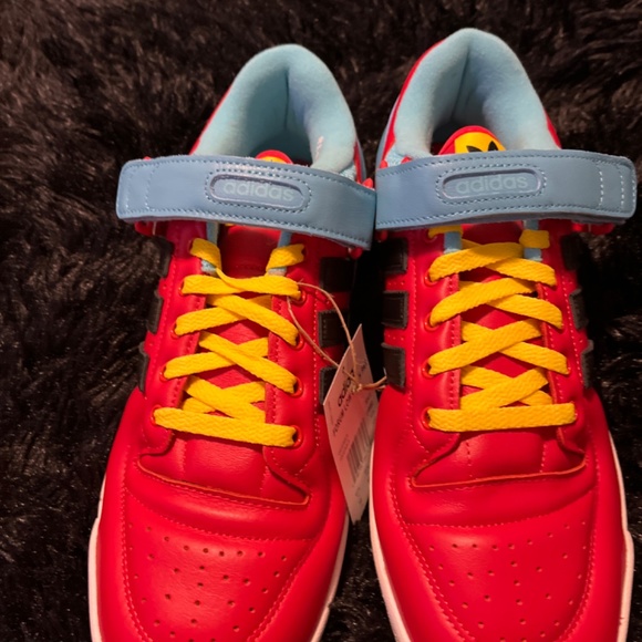 South Park (Cartman) adidas size 11.5 ( new BNIB deadstock) - Picture 4 of 8